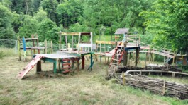  Robinson Bauspielplatz